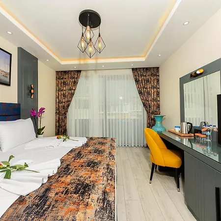 Hotell The Magnaura Palace