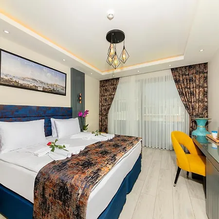 Hotell The Magnaura Palace
