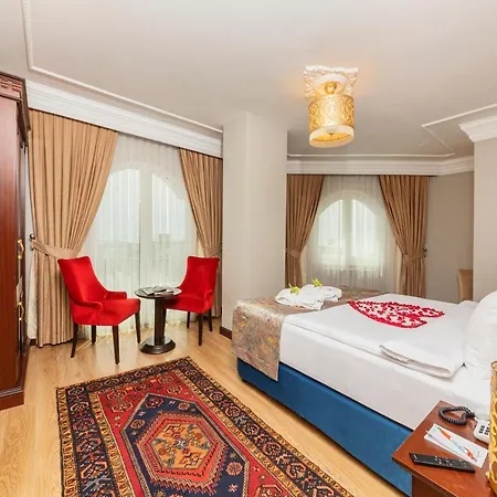 Hotell The Magnaura Palace 4*