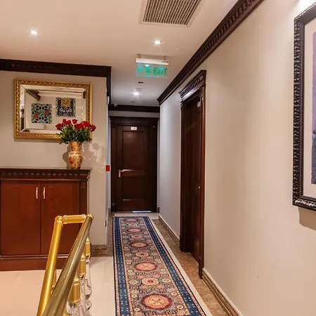 Hotell The Magnaura Palace