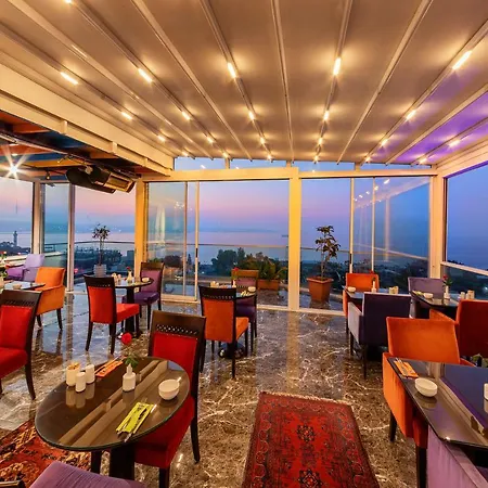 The Magnaura Palace 4* Istanboel