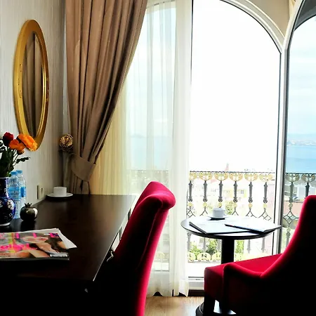 Hotel The Magnaura Palace Istanboel
