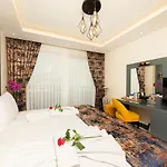 The Magnaura Palace 4*