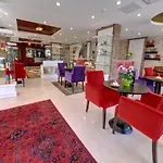 The Magnaura Palace Ξενοδοχείο 4*